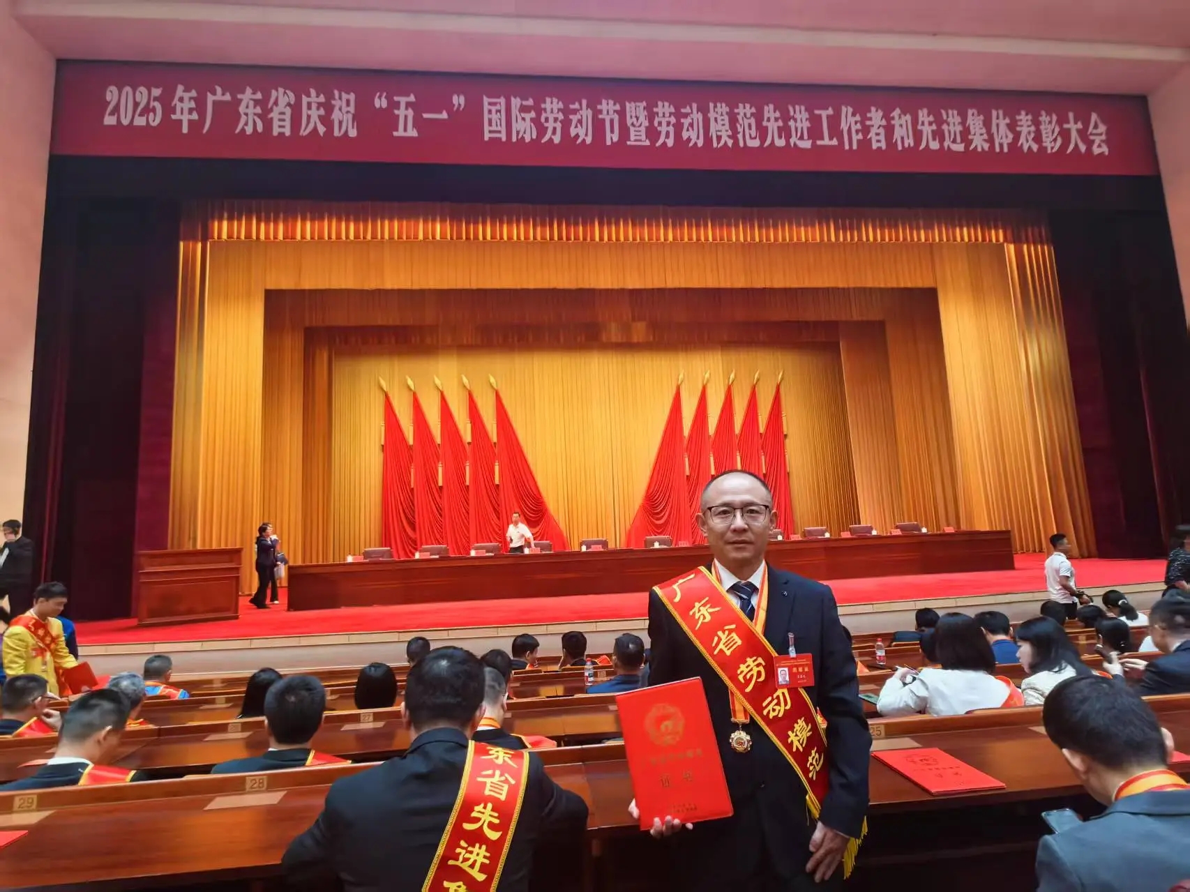 68117e9773e23.jpg 68117e9773e23.jpg